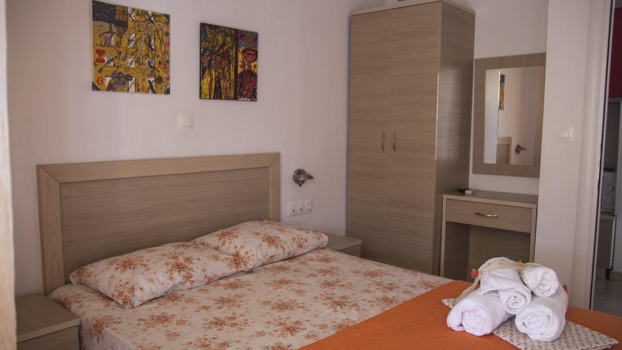 דירות Paralía Four Seasons 2 מראה חיצוני תמונה